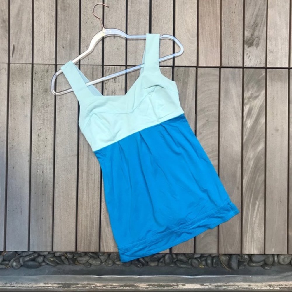 LULULEMON Extra Support Drawstring Athletic Top - Picture 2 of 6